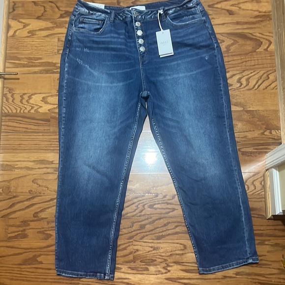 VERVET BY FLYING MONKEY Denim - NWT Vervet Erika High Waist Button Fly Mom Jeans Size 18 18W